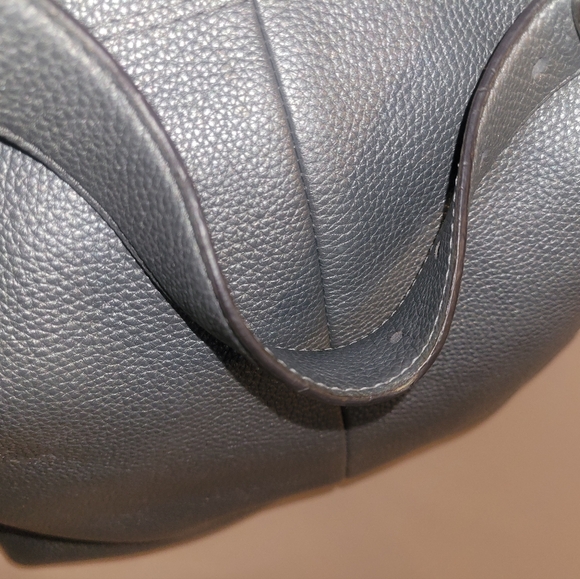 Coach Penelope -Elegant Black Leather Tote Bag- 2011- Measures 13×14 - Picture 6 of 9